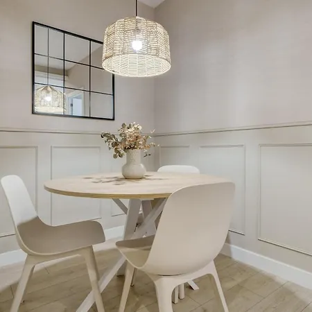 Zurriola Modern Comfort & Location Apartment San Sebastián